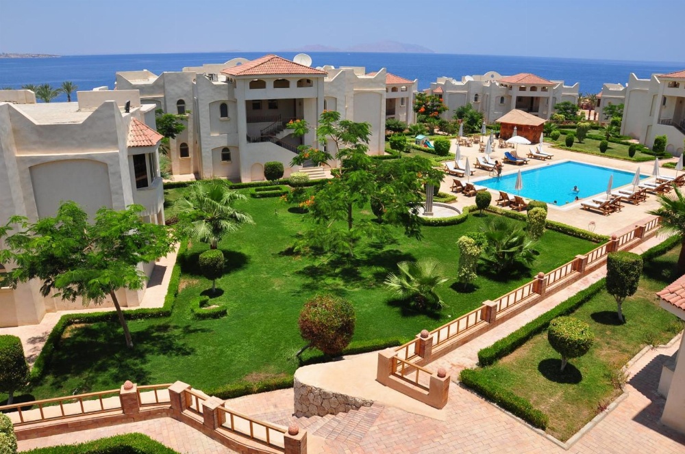 Tamra Residence Apartment Families and Couples Only